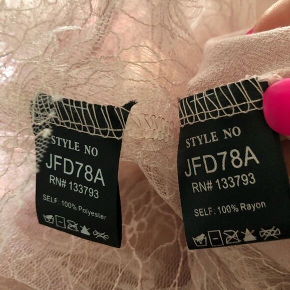 POL Pretty in Pink Lace Lined Dress Medium - Picture 11 of 14